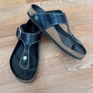 BIRKENSTOCK | size 39 Gizeh black leather